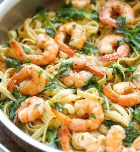 Ces Spaghettis Aux Crevettes Et à L’ail Sont à Tomber – Super Recette ...